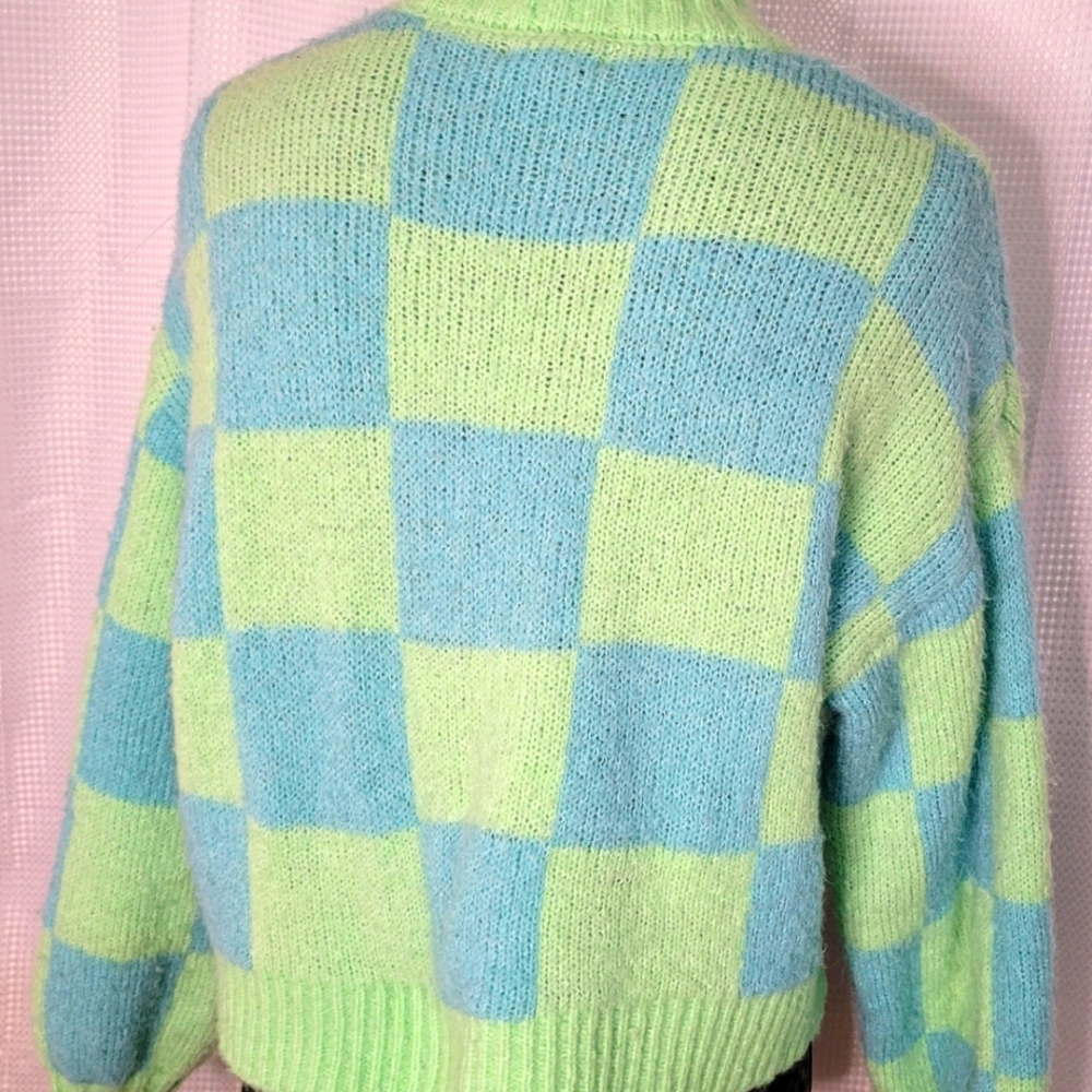 Sweater - Picture 2 of 5